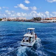 Fishing charter Aruba returning to Renaissance Marina after catching tuna